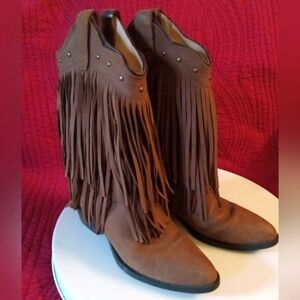 Old West Fringe Western Suede Leather Boots Size 5.5D.   FF210